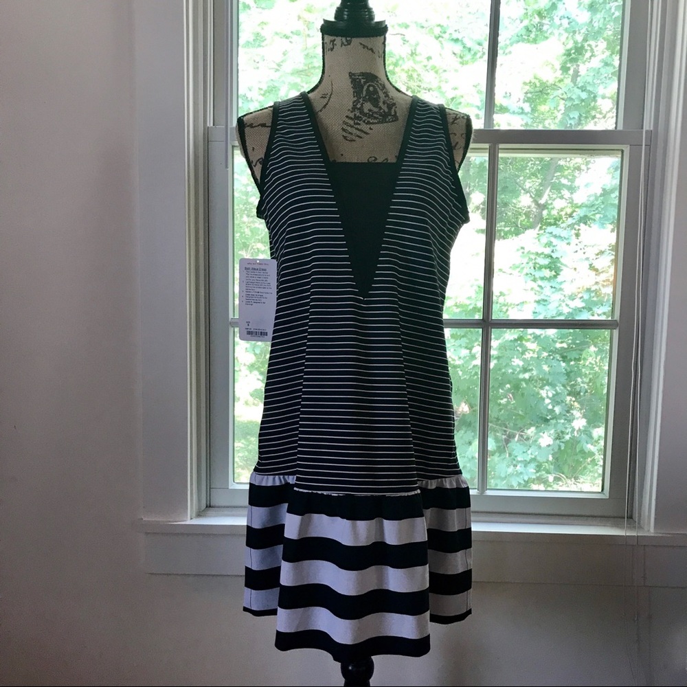 NWT Lululemon both ways dress black white